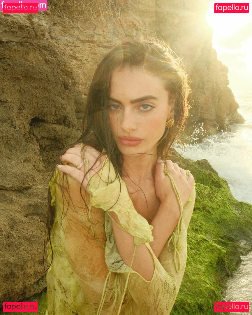 Yael Shelbia Onlyfans Photo Gallery 