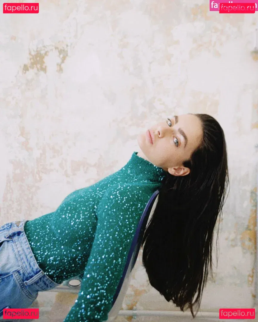 Yael Shelbia Onlyfans Photo Gallery 