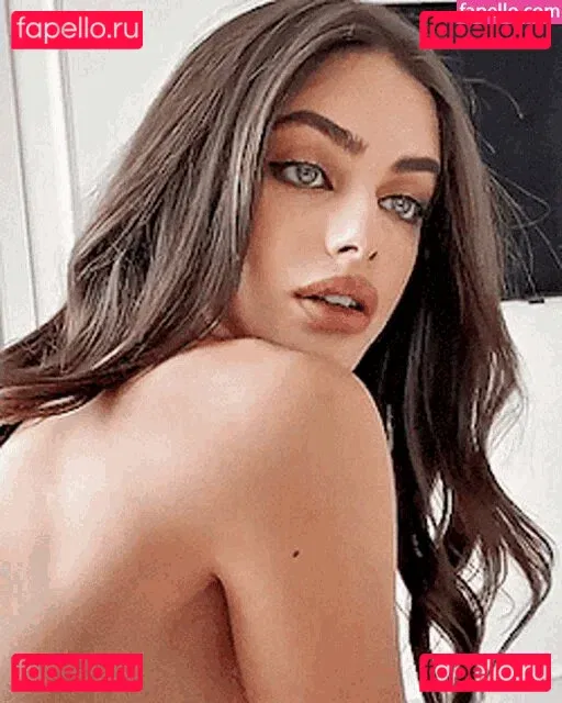 Yael Shelbia Onlyfans Photo Gallery 