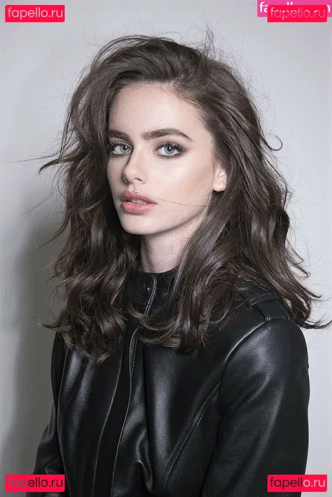 Yael Shelbia Onlyfans Photo Gallery 