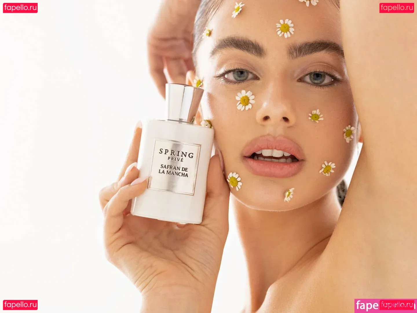 Yael Shelbia Onlyfans Photo Gallery 