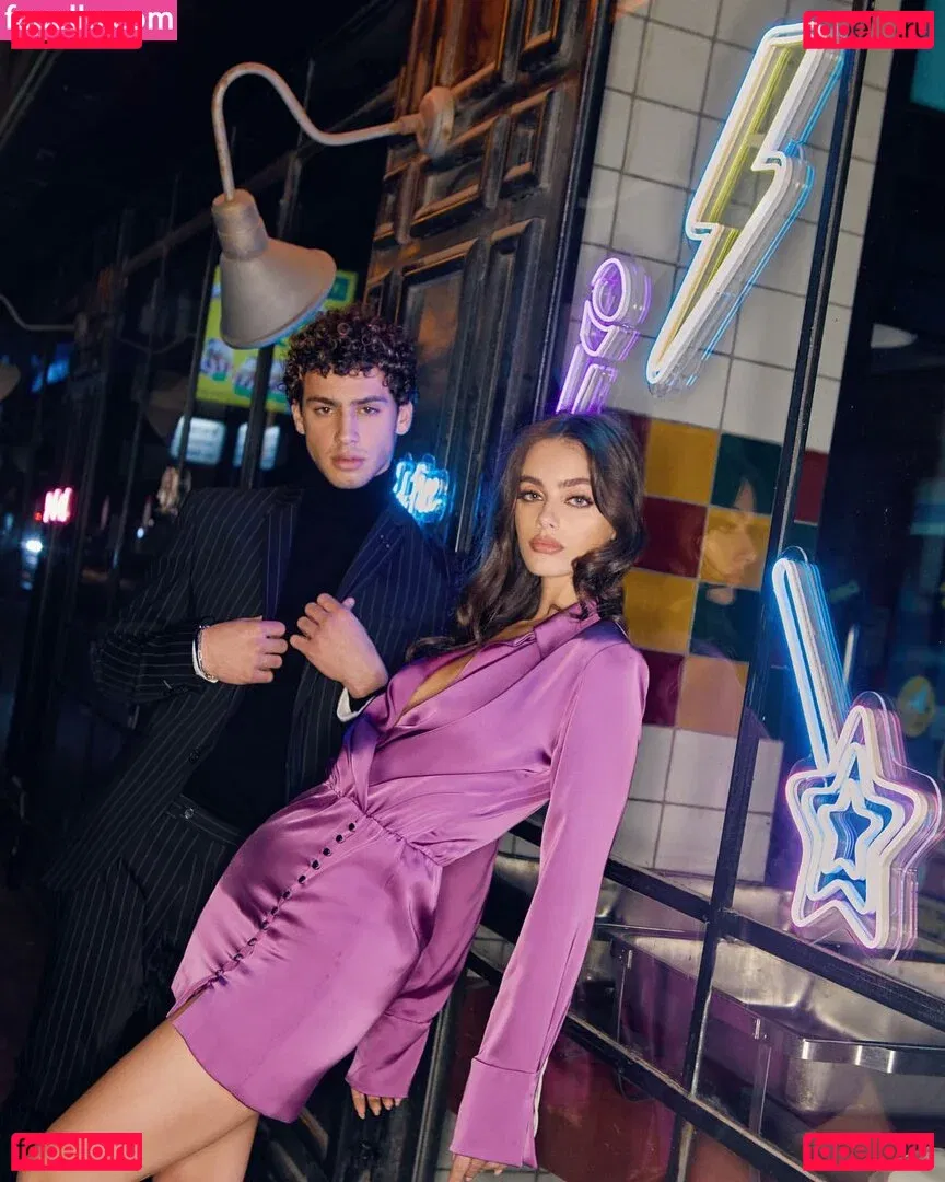 Yael Shelbia Onlyfans Photo Gallery 