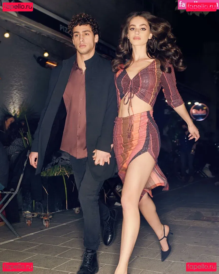 Yael Shelbia Onlyfans Photo Gallery 