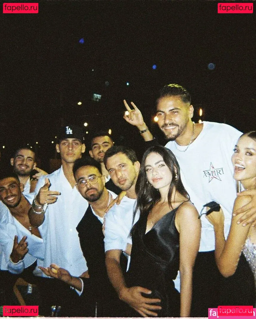 Yael Shelbia Onlyfans Photo Gallery 