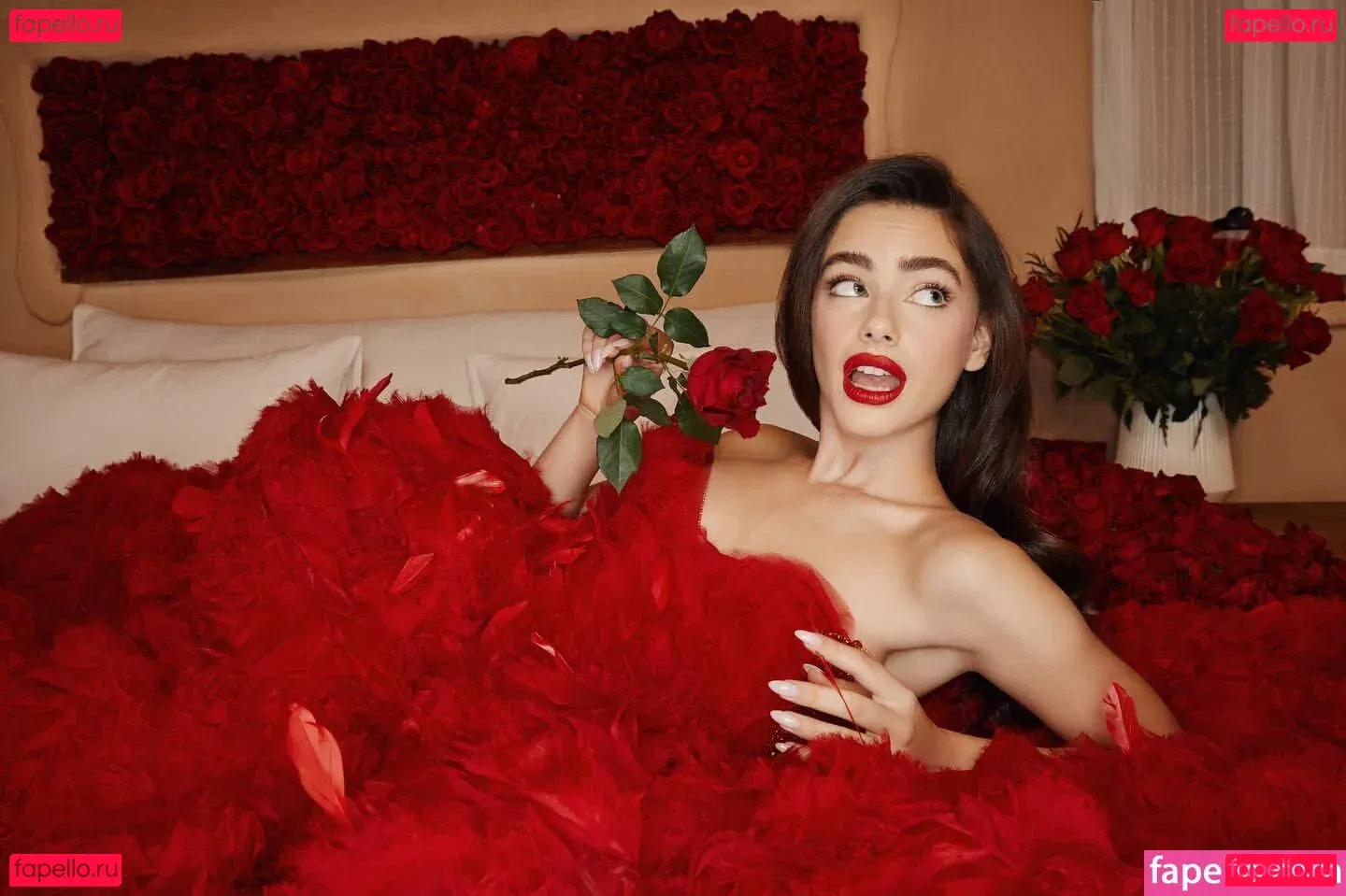 Yael Shelbia Onlyfans Photo Gallery 