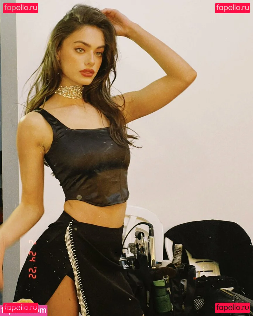 Yael Shelbia Onlyfans Photo Gallery 