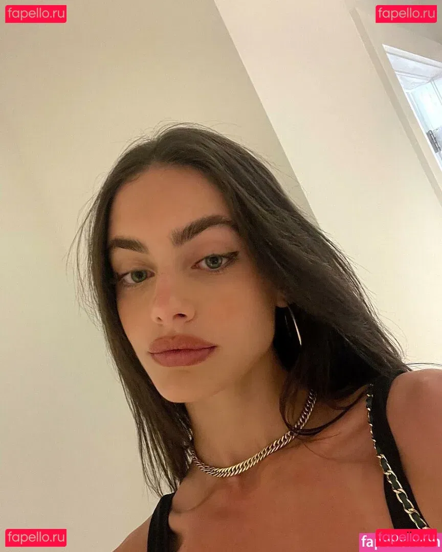 Yael Shelbia Onlyfans Photo Gallery 