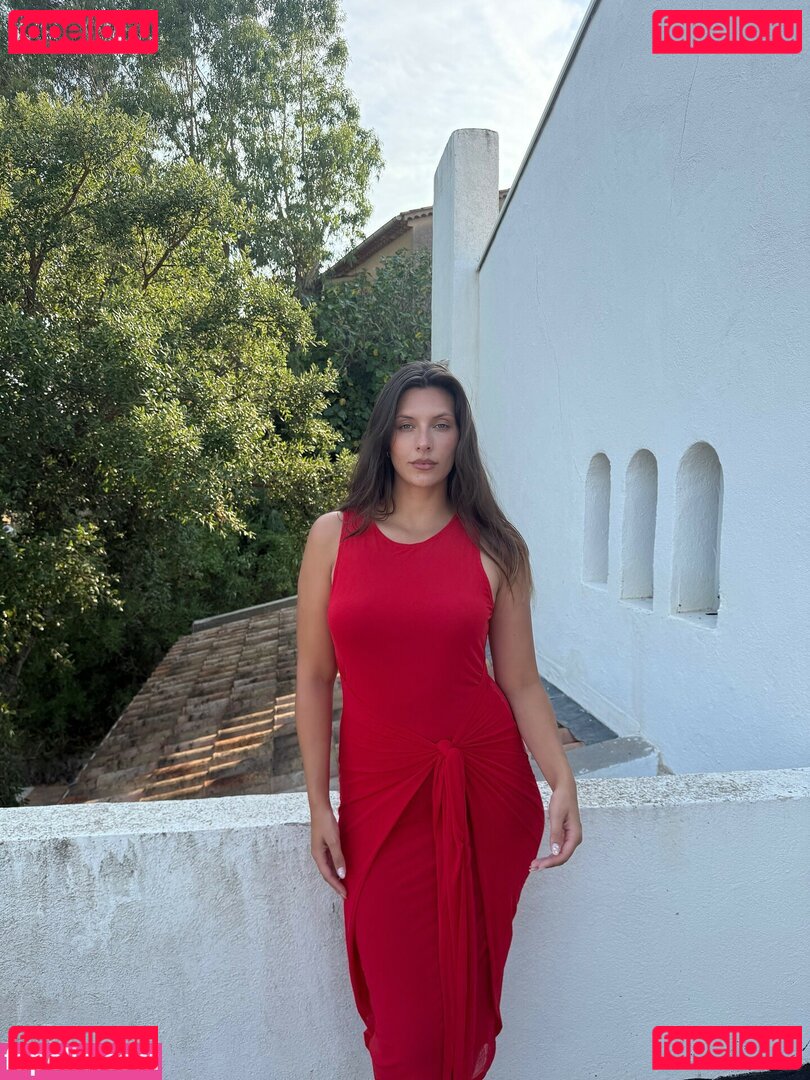 Camille Cerf / camillecerf Onlyfans Photo Gallery 