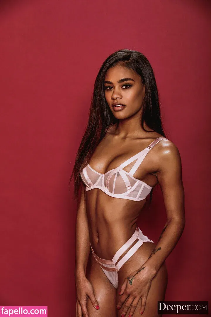 Ana Foxxx Onlyfans Photo Gallery 