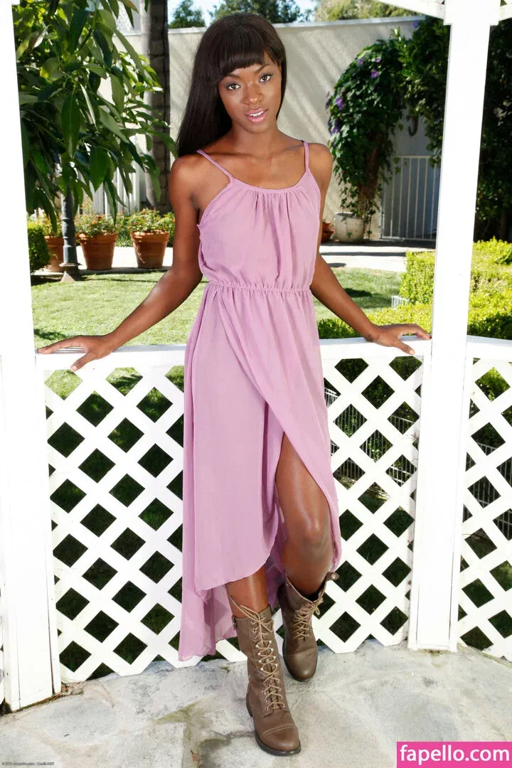 Ana Foxxx Onlyfans Photo Gallery 