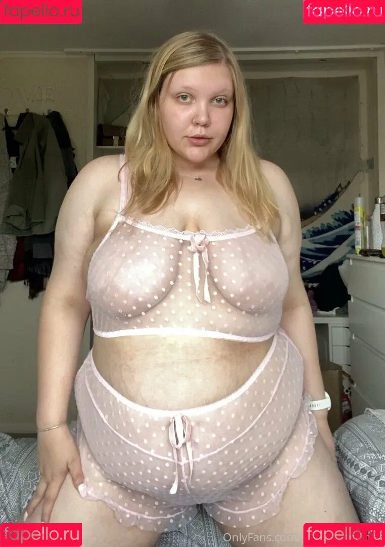 pr1ncessgl1tter Onlyfans Photo Gallery 