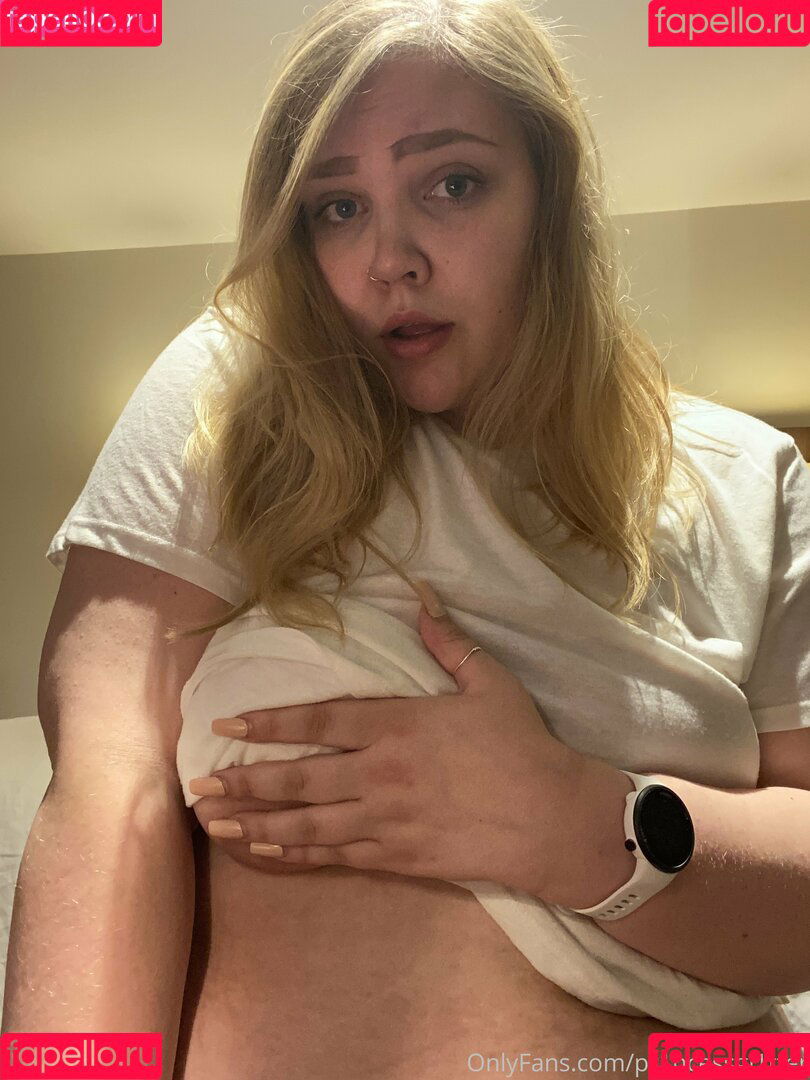 pr1ncessgl1tter Onlyfans Photo Gallery 