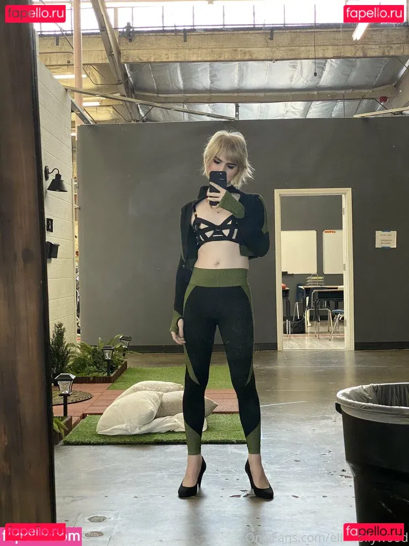 jeanhollywood Onlyfans Photo Gallery 