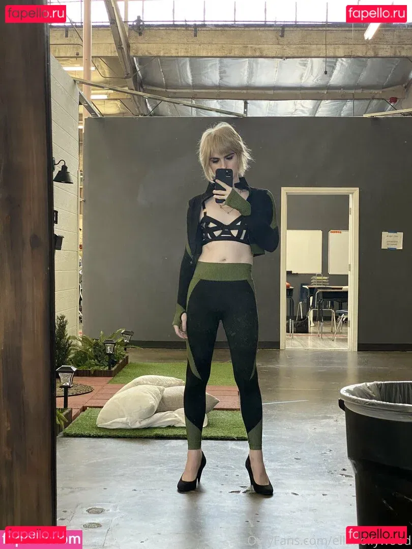 jeanhollywood Onlyfans Photo Gallery 