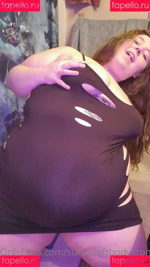 sunnisoftbodystoner Onlyfans Photo Gallery 