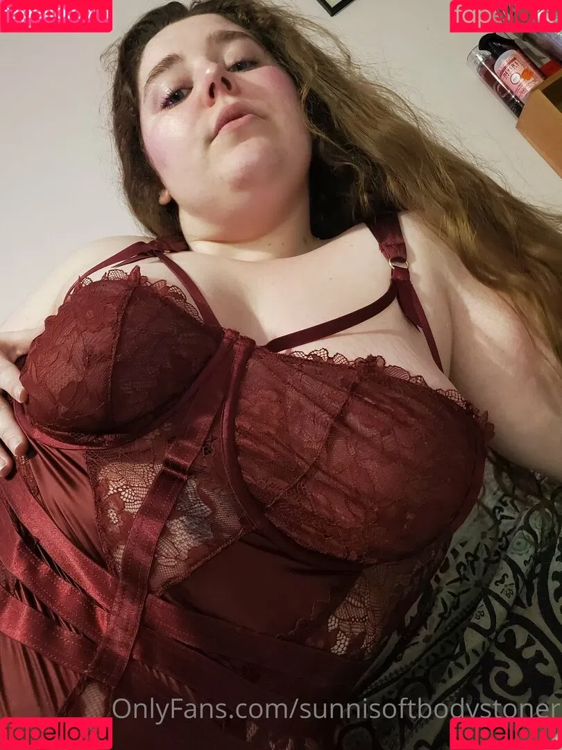 sunnisoftbodystoner Onlyfans Photo Gallery 