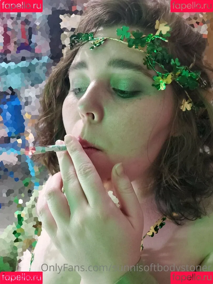 sunnisoftbodystoner Onlyfans Photo Gallery 