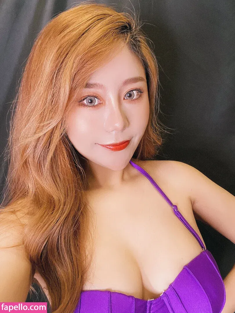 Uying Onlyfans Photo Gallery 