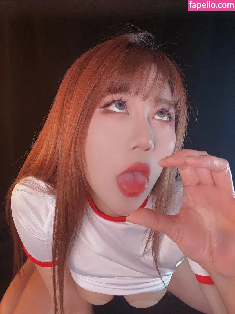 Uying Onlyfans Photo Gallery 