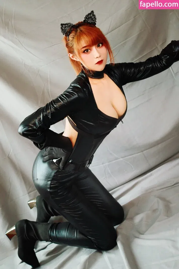 Uying Onlyfans Photo Gallery 