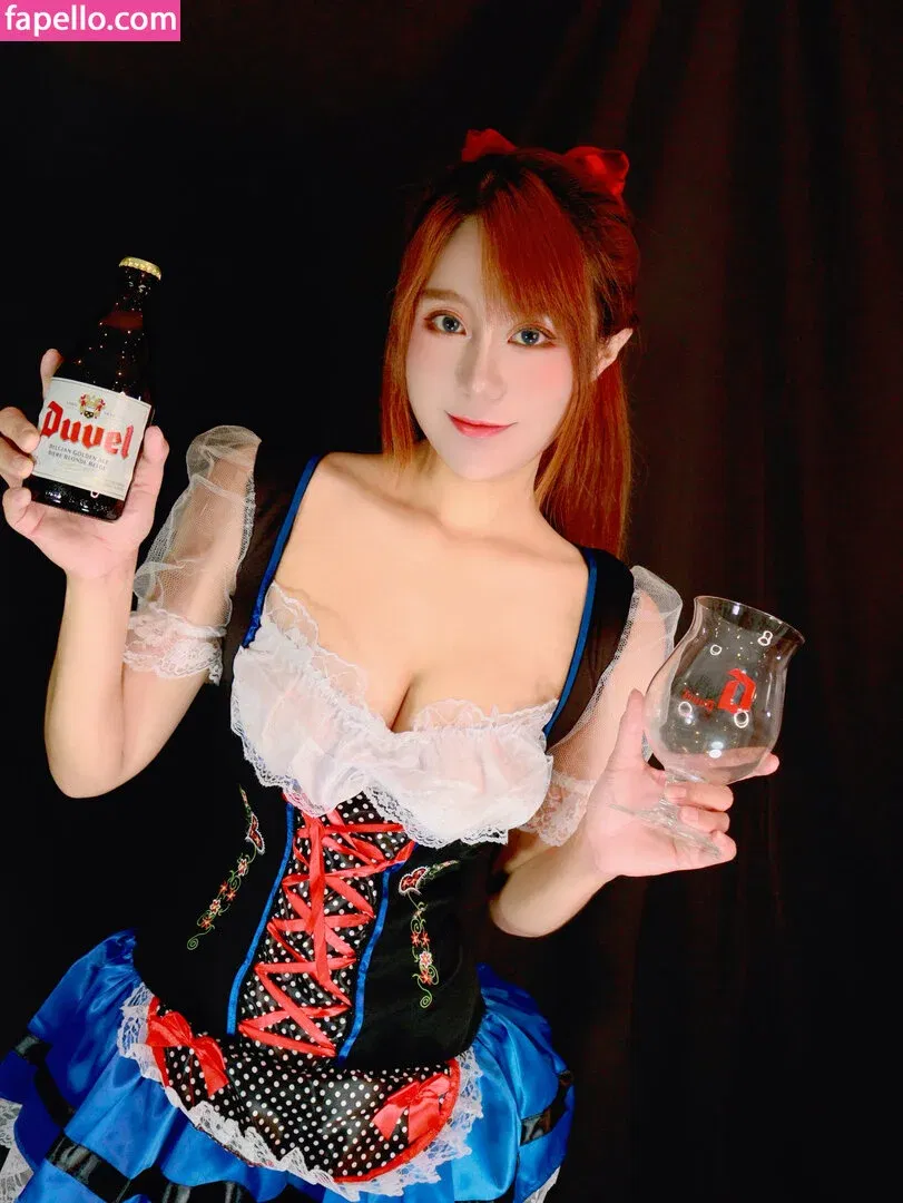 Uying Onlyfans Photo Gallery 