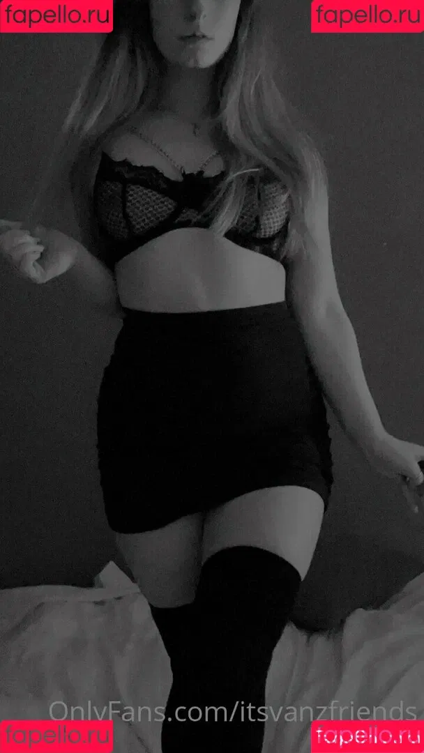 itsvanzfriends Onlyfans Photo Gallery 