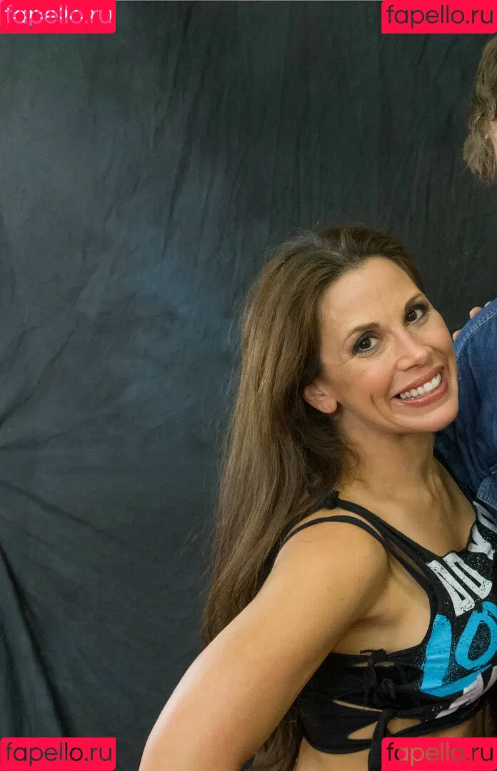 Mickie James Onlyfans Photo Gallery 