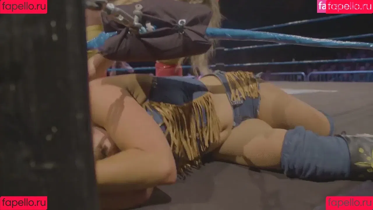 Mickie James Onlyfans Photo Gallery 