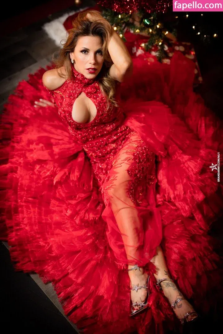 Mickie James Onlyfans Photo Gallery 