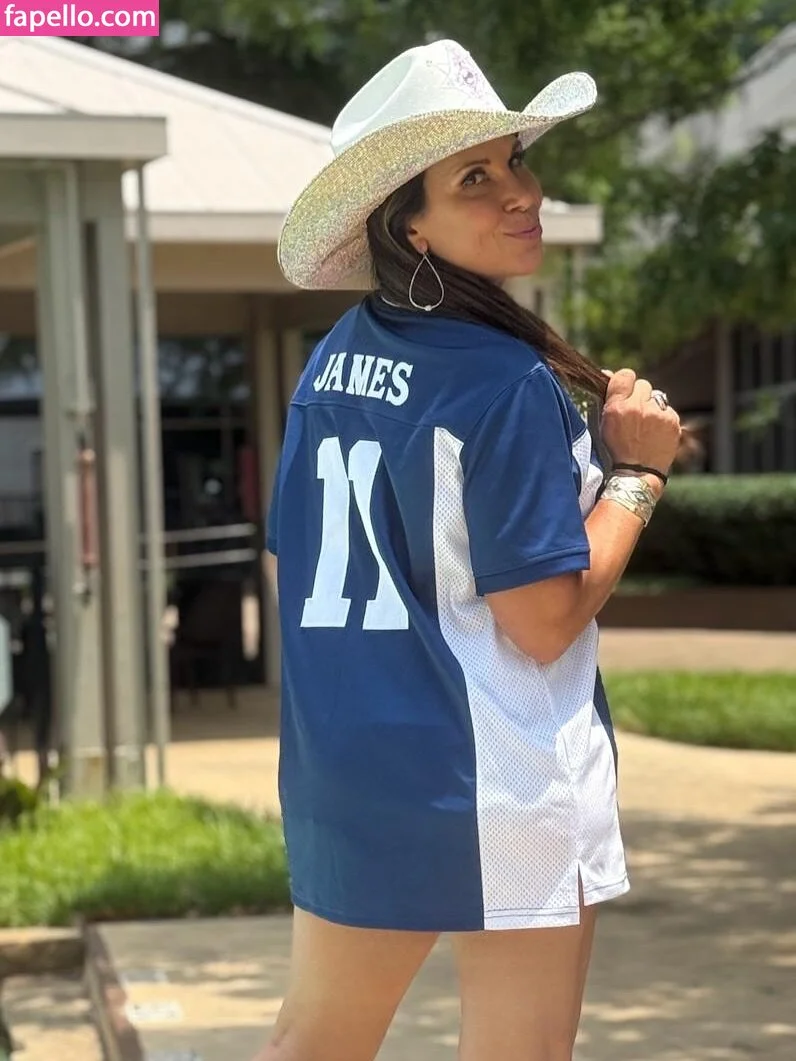 Mickie James Onlyfans Photo Gallery 