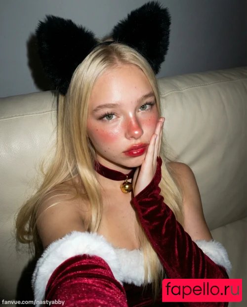 Nastya Teplova / Nastyateplovaaa / Yaprianya / nastyateplovaa Onlyfans Photo Gallery 