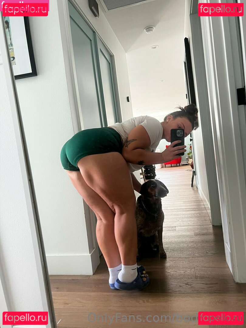 Sophie Sirota / bodybyloaf / loaf__ / macro.musclemommy Onlyfans Photo Gallery 