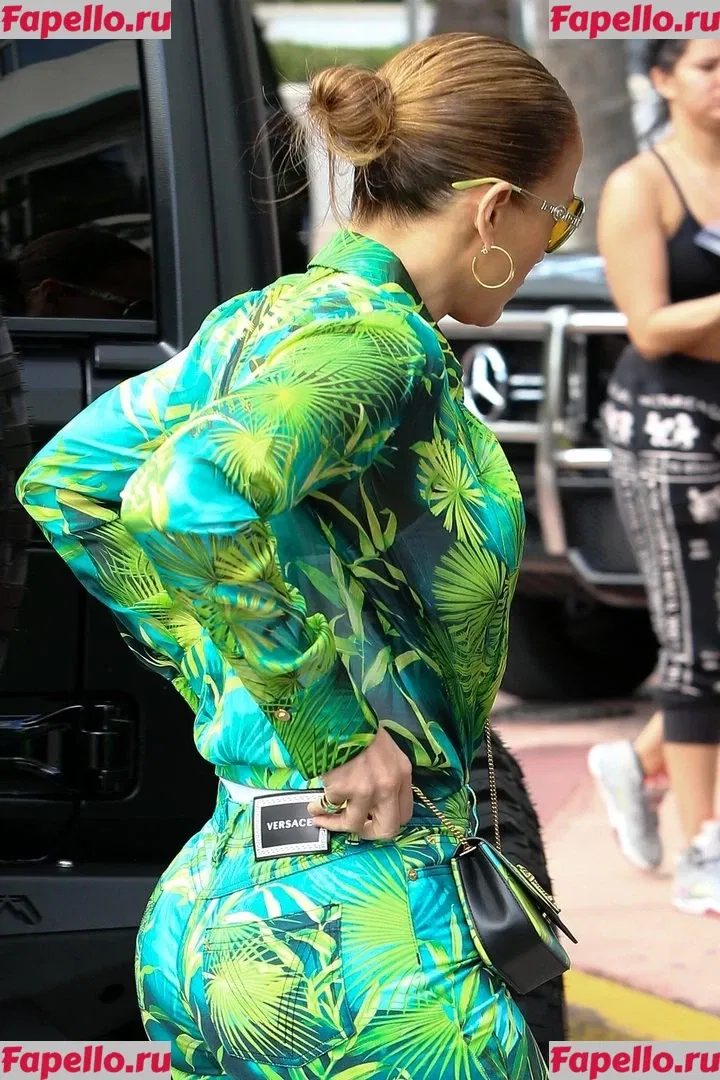 Jennifer Lopez Onlyfans Photo Gallery 