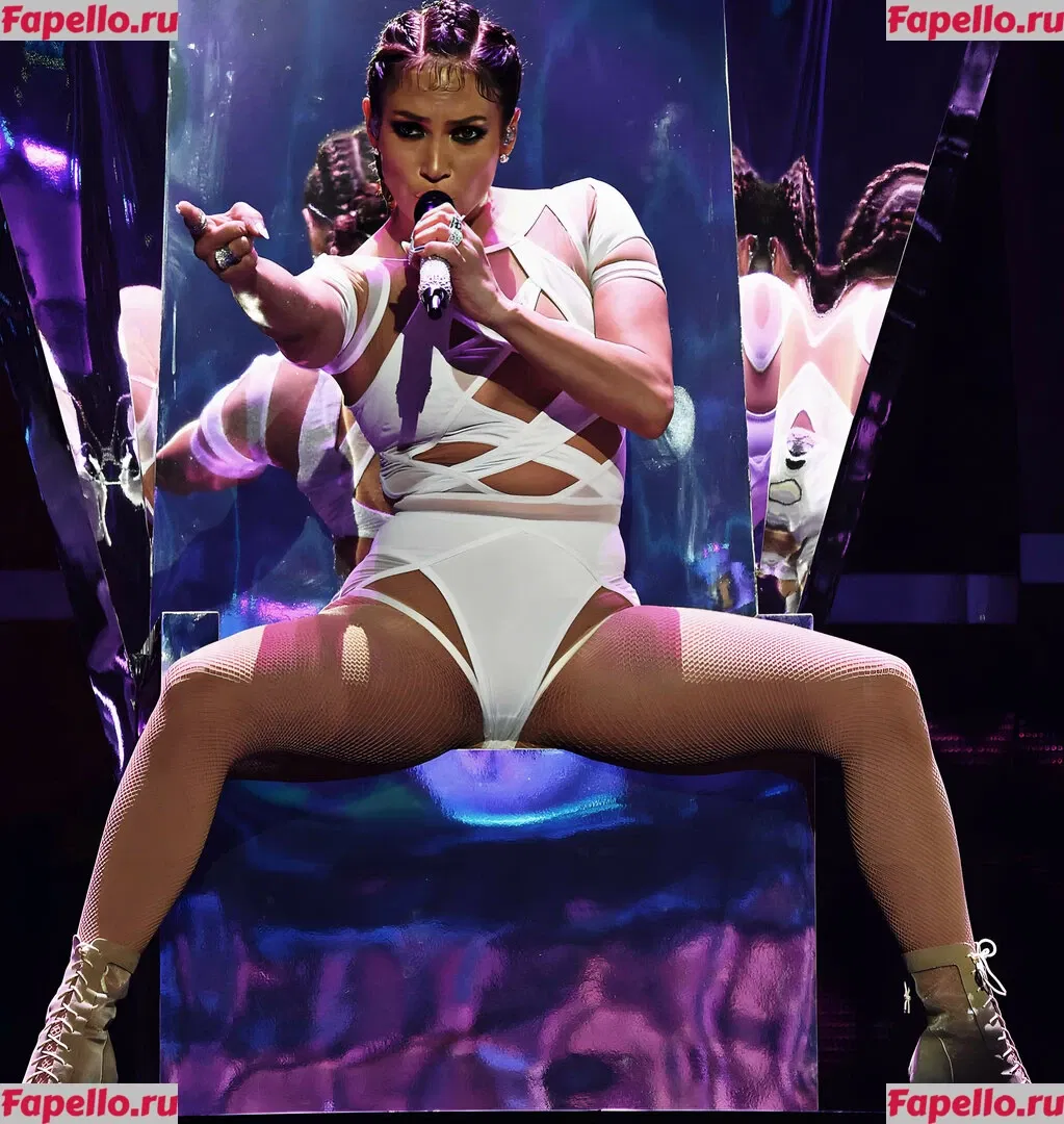 Jennifer Lopez Onlyfans Photo Gallery 