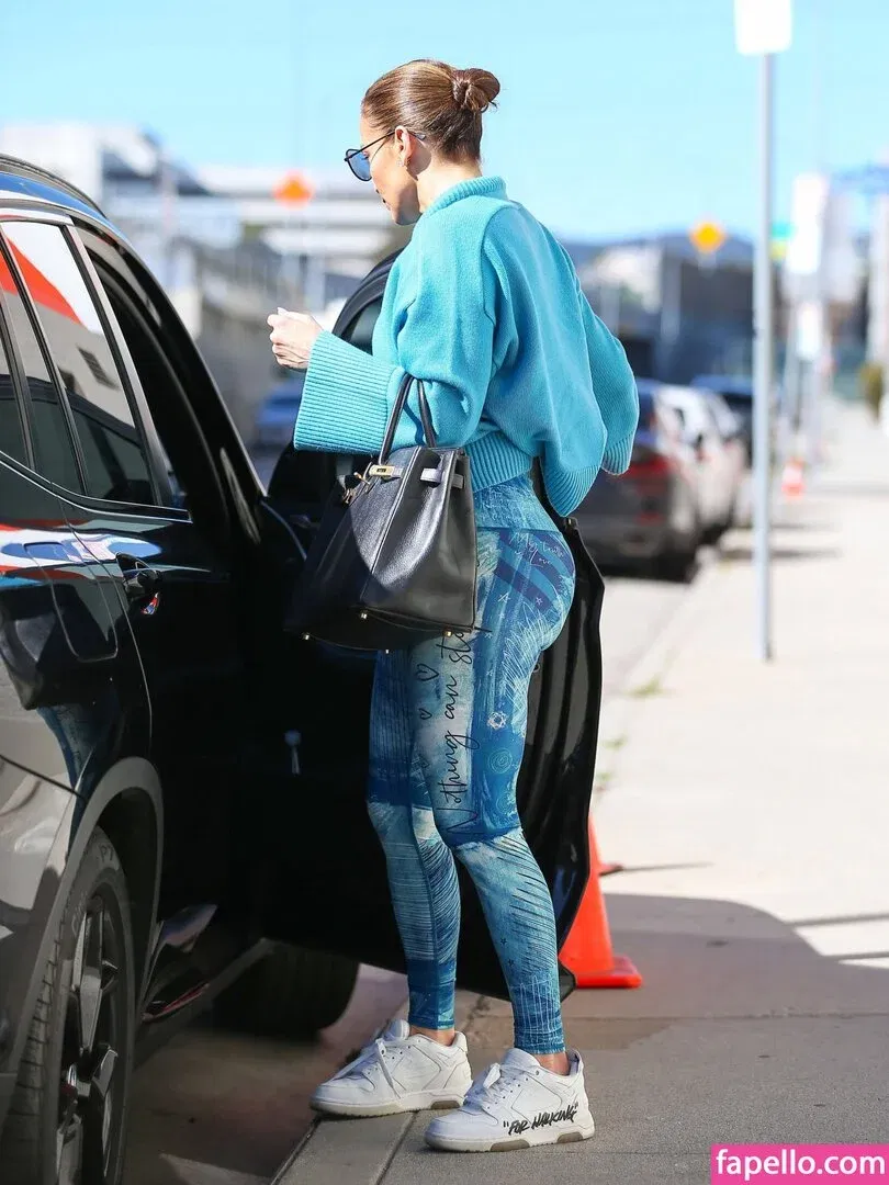 Jennifer Lopez Onlyfans Photo Gallery 