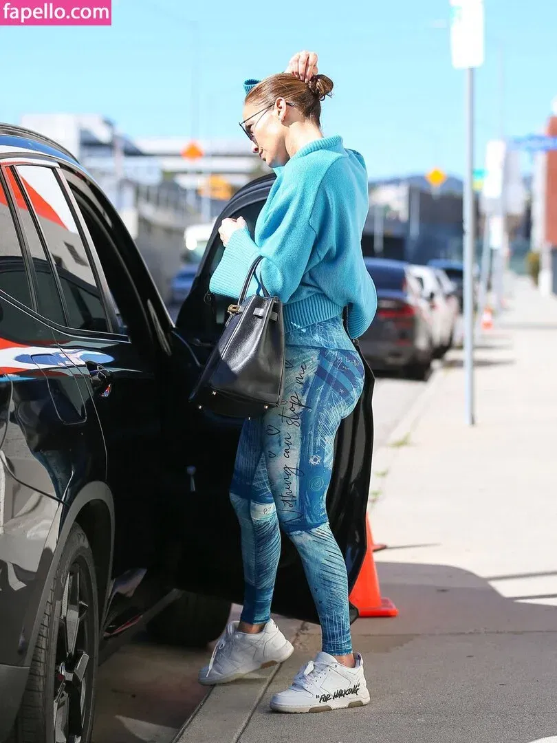 Jennifer Lopez Onlyfans Photo Gallery 