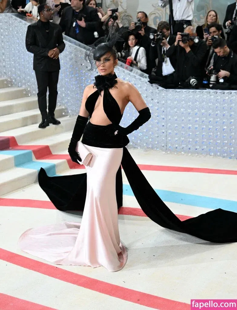 Jennifer Lopez Onlyfans Photo Gallery 