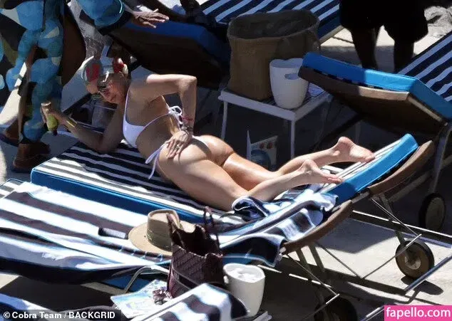 Jennifer Lopez Onlyfans Photo Gallery 