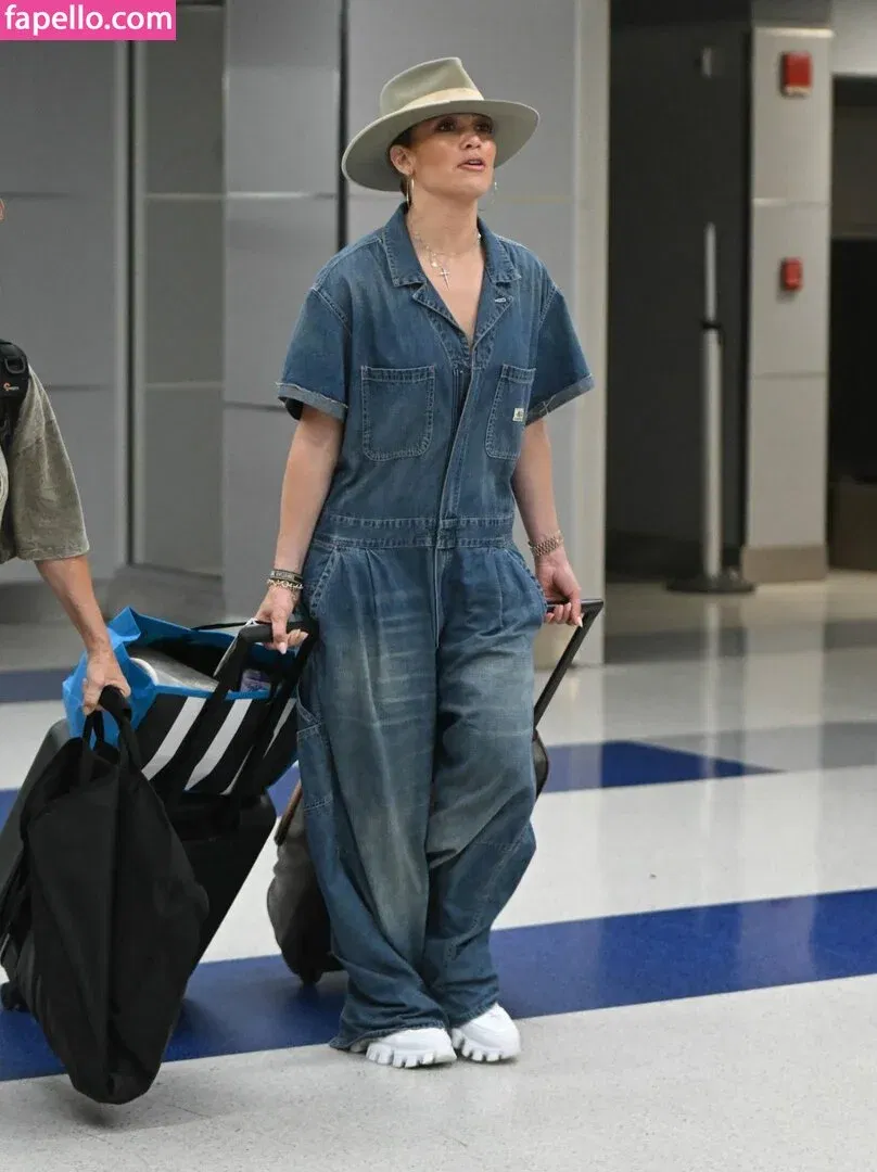 Jennifer Lopez Onlyfans Photo Gallery 