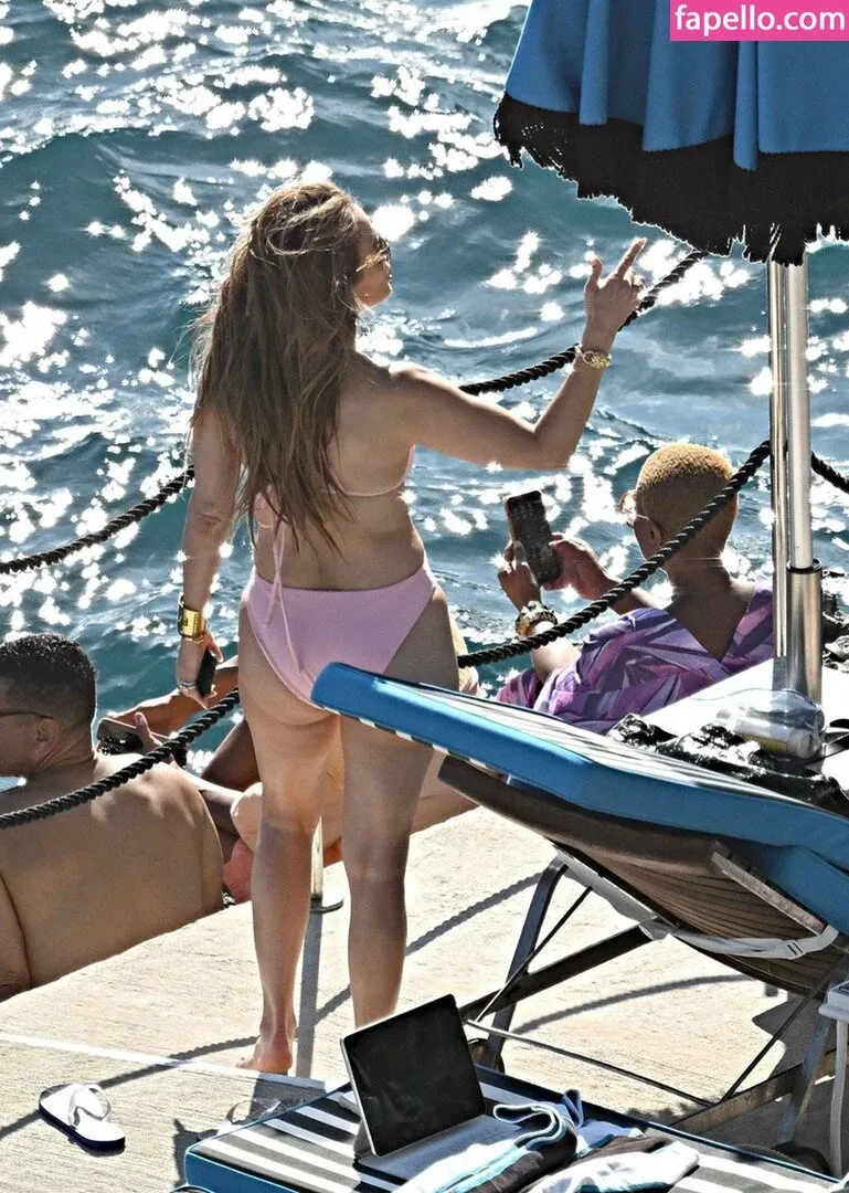 Jennifer Lopez Onlyfans Photo Gallery 