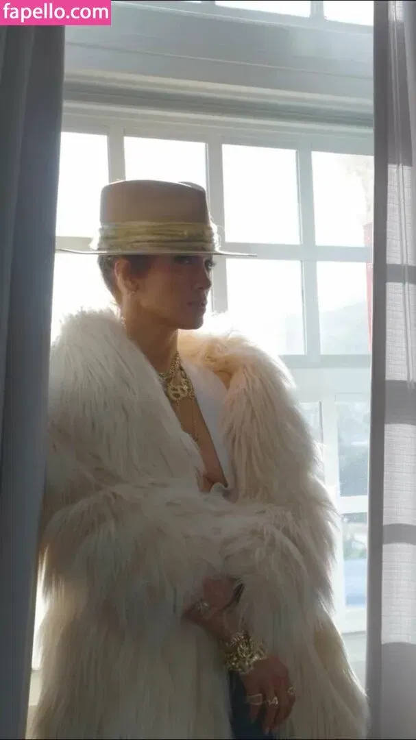 Jennifer Lopez Onlyfans Photo Gallery 
