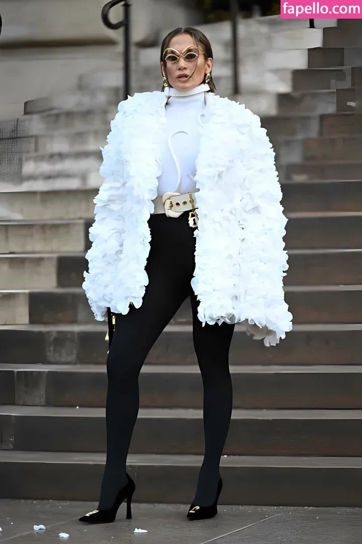 Jennifer Lopez Onlyfans Photo Gallery 