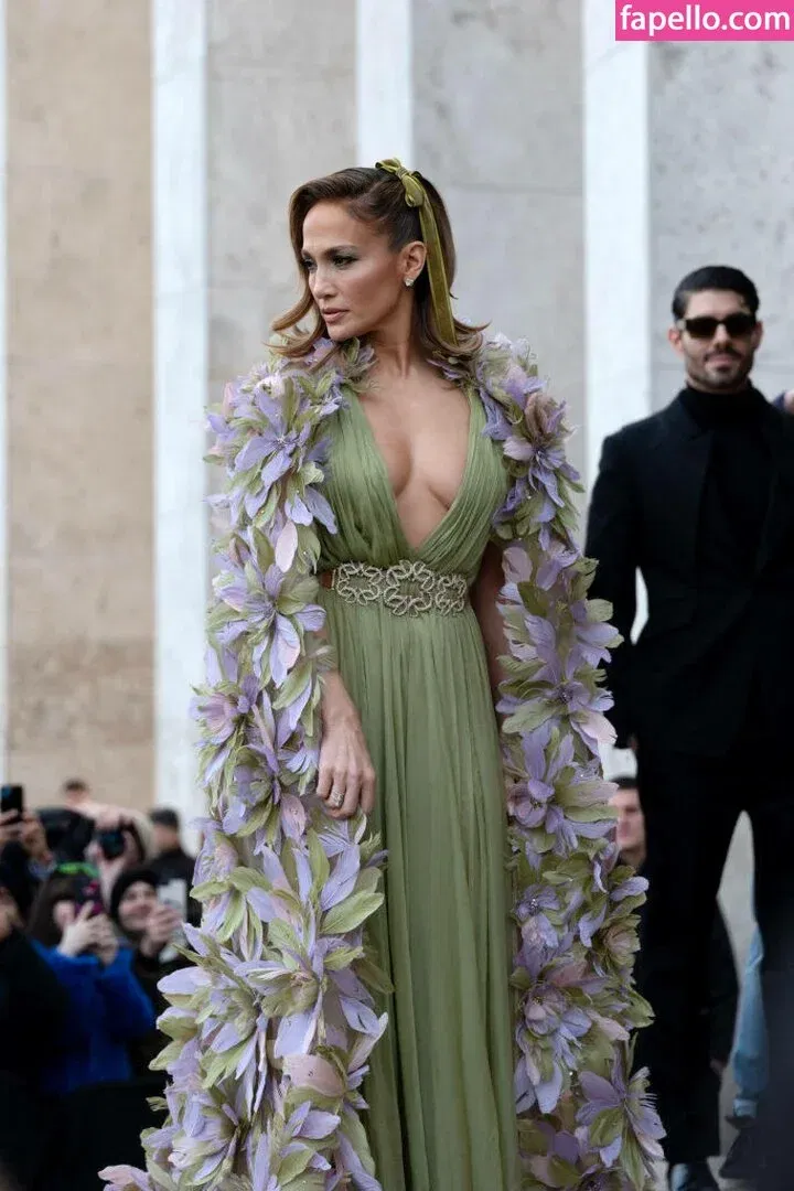 Jennifer Lopez Onlyfans Photo Gallery 