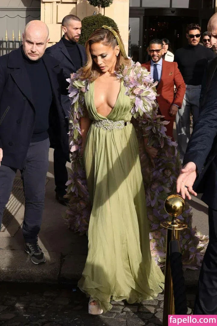 Jennifer Lopez Onlyfans Photo Gallery 