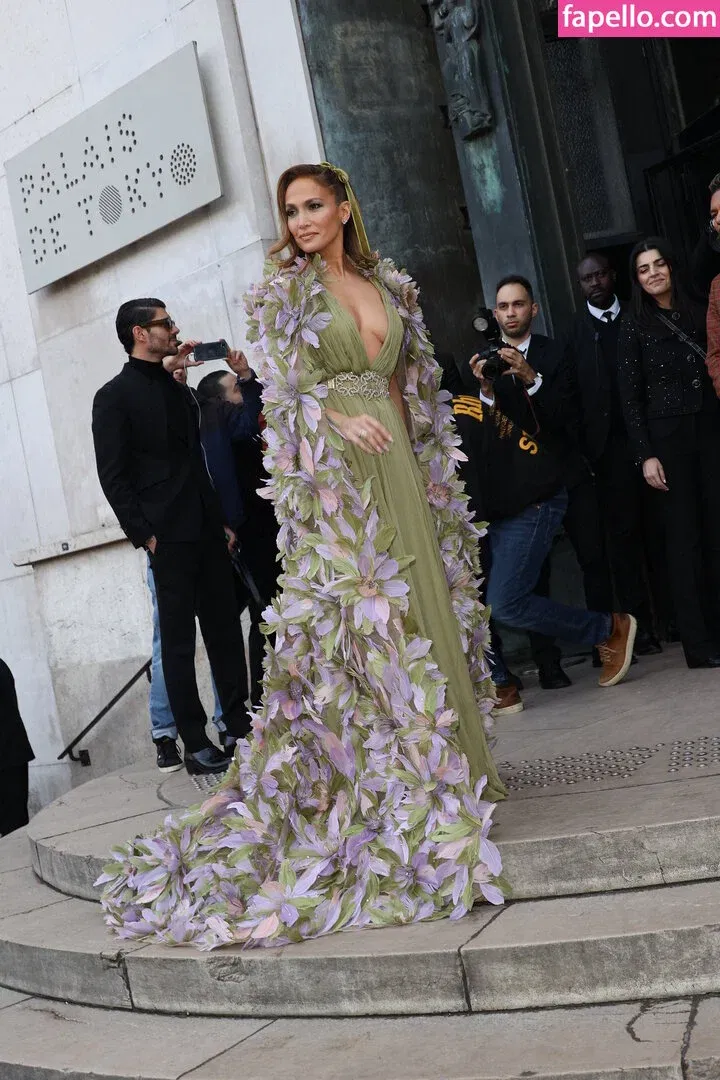 Jennifer Lopez Onlyfans Photo Gallery 