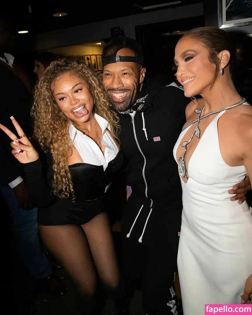 Jennifer Lopez Onlyfans Photo Gallery 