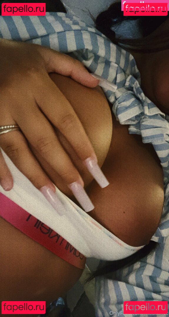 madisunshinee17 / madixmcc Onlyfans Photo Gallery 