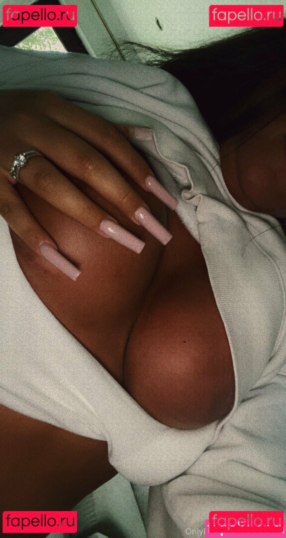 madisunshinee17 / madixmcc Onlyfans Photo Gallery 