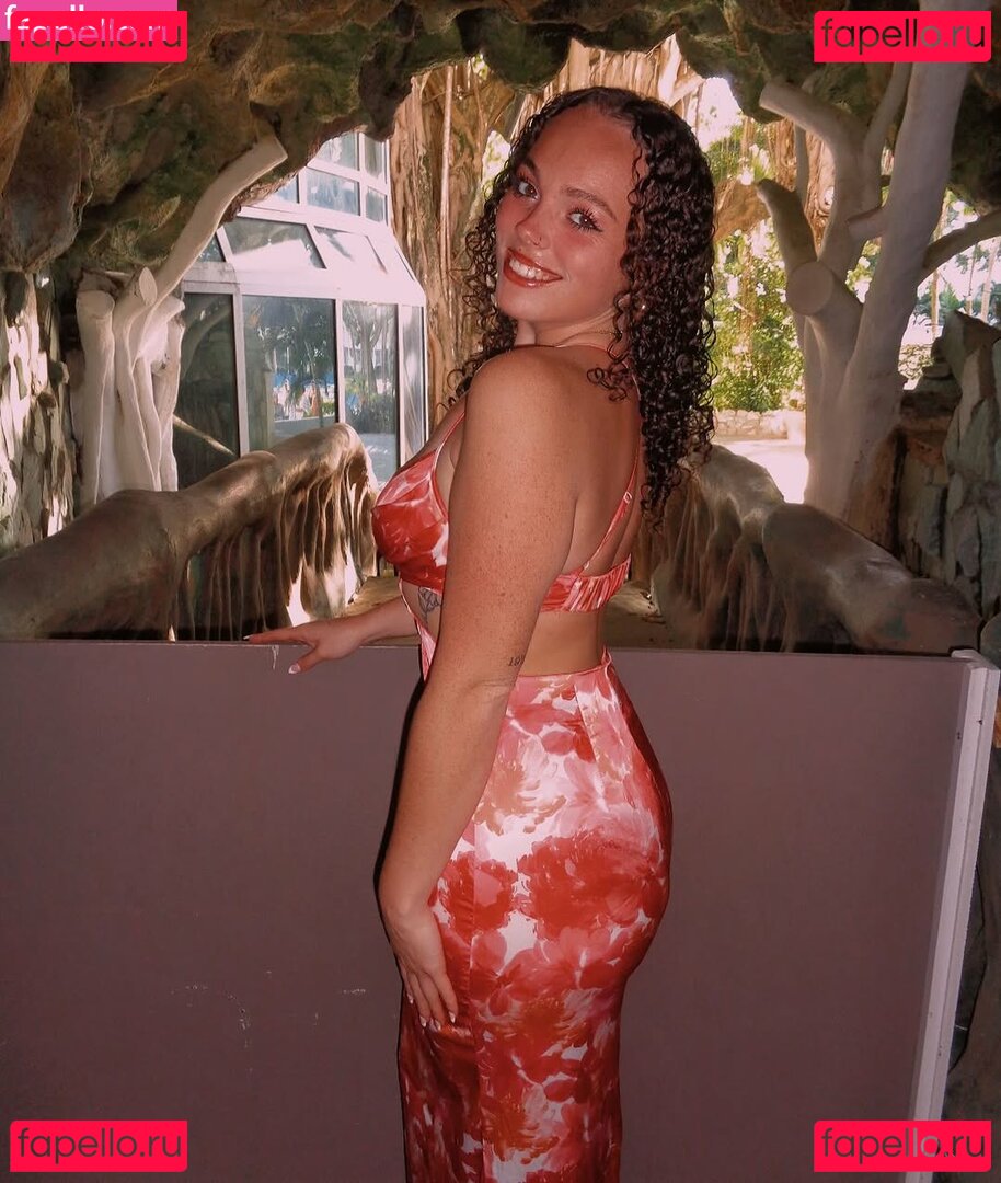 Hannahbae79 / Hannahblanco1 Onlyfans Photo Gallery 