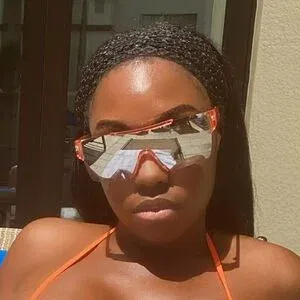 chawandaxoxo Onlyfans Photo Gallery 